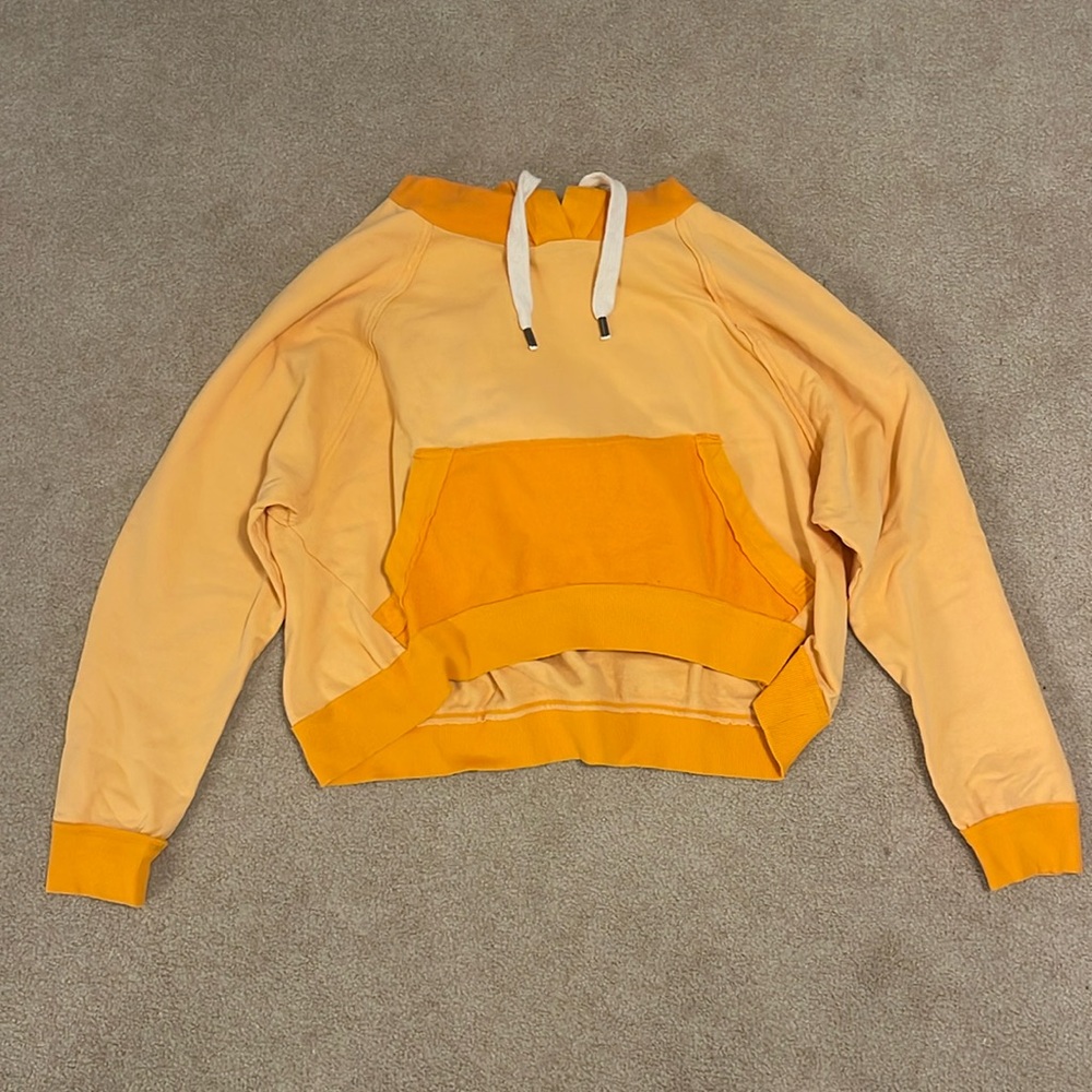 urban outfitters cropped sweatshirt